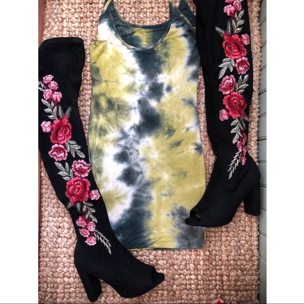 Mini dress